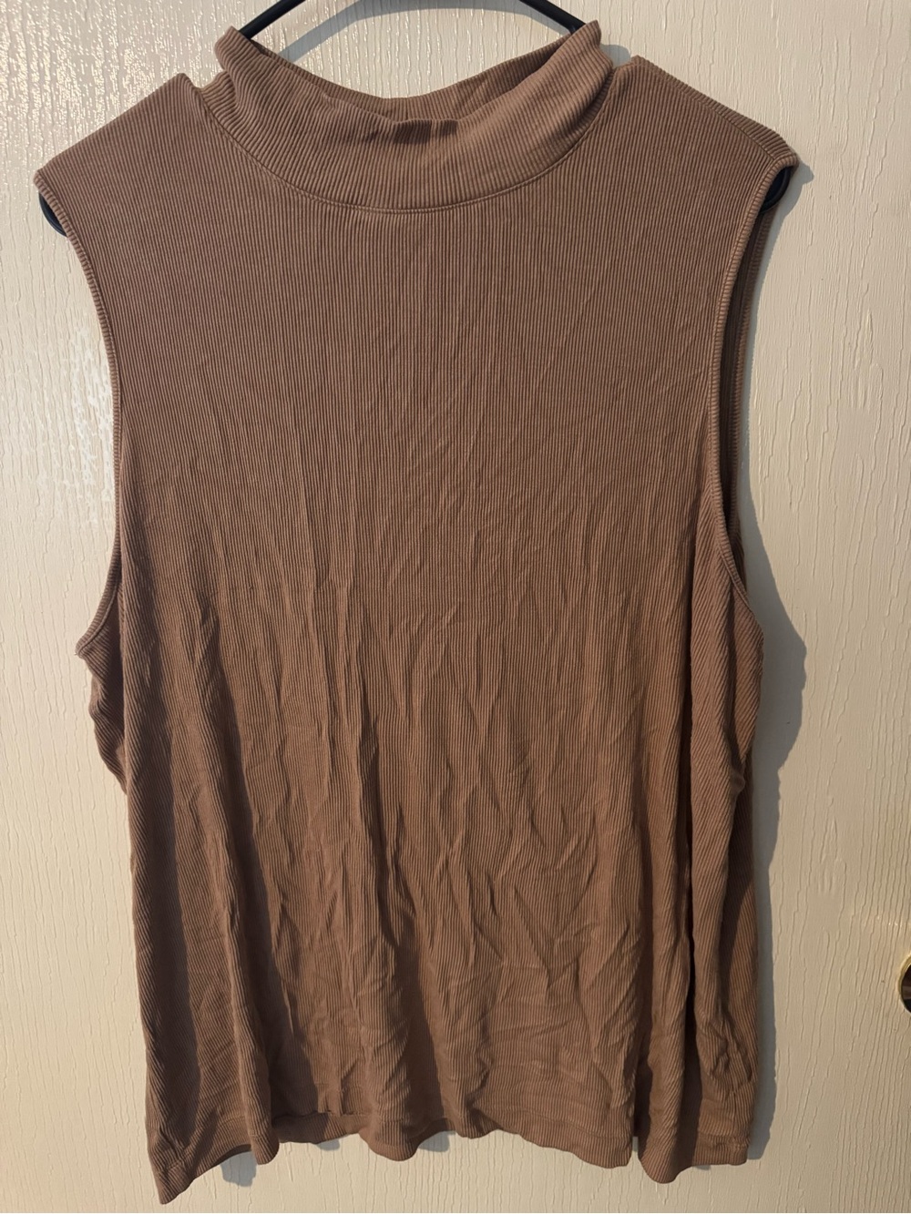 Sleeveless Mock Neck Ribbed Tank Top - Brown